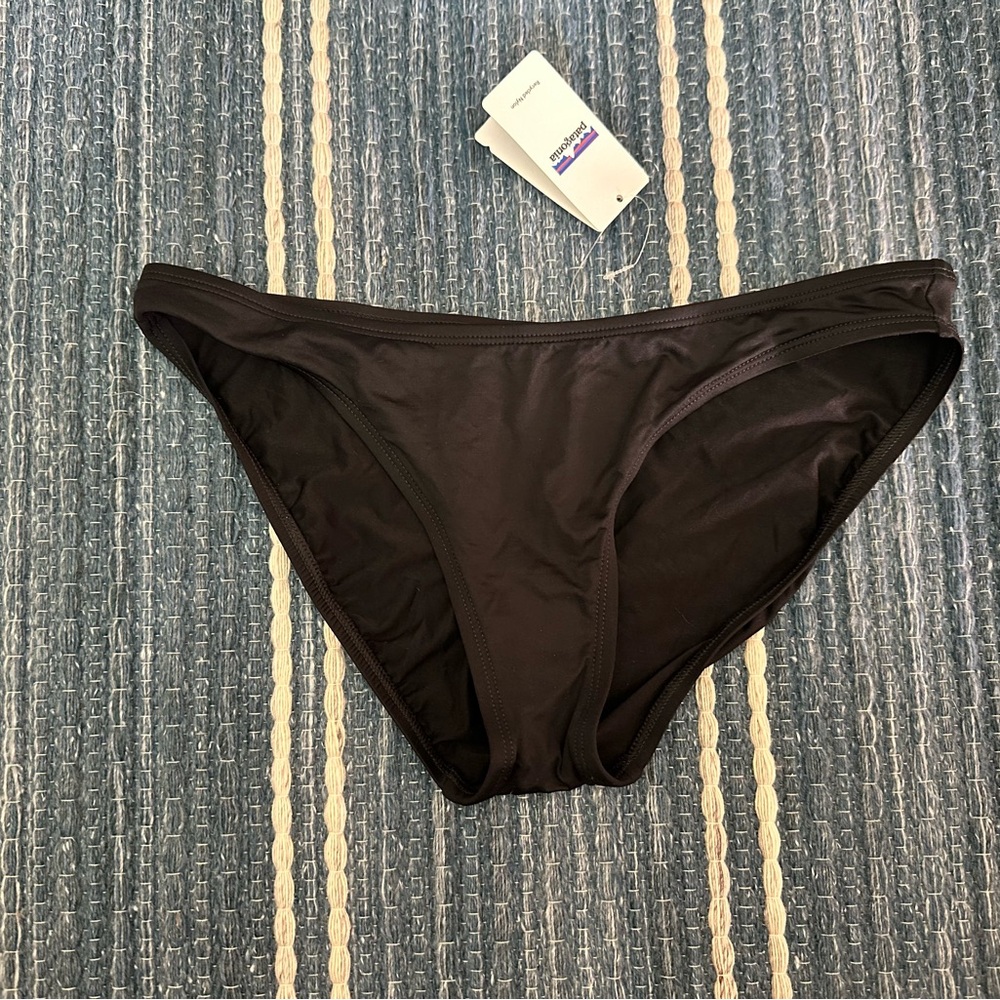 Patagonia Women’s Solid Sunamee Bottoms